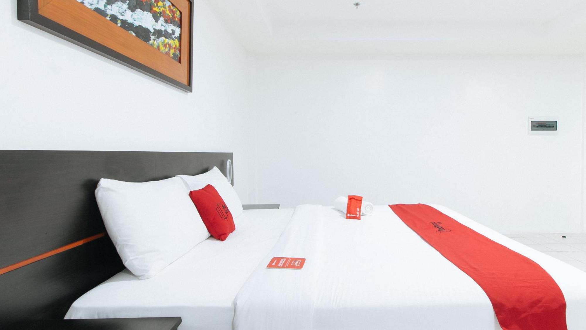 RedDoorz Plus Evangelista Street Makati Makati City Exterior foto